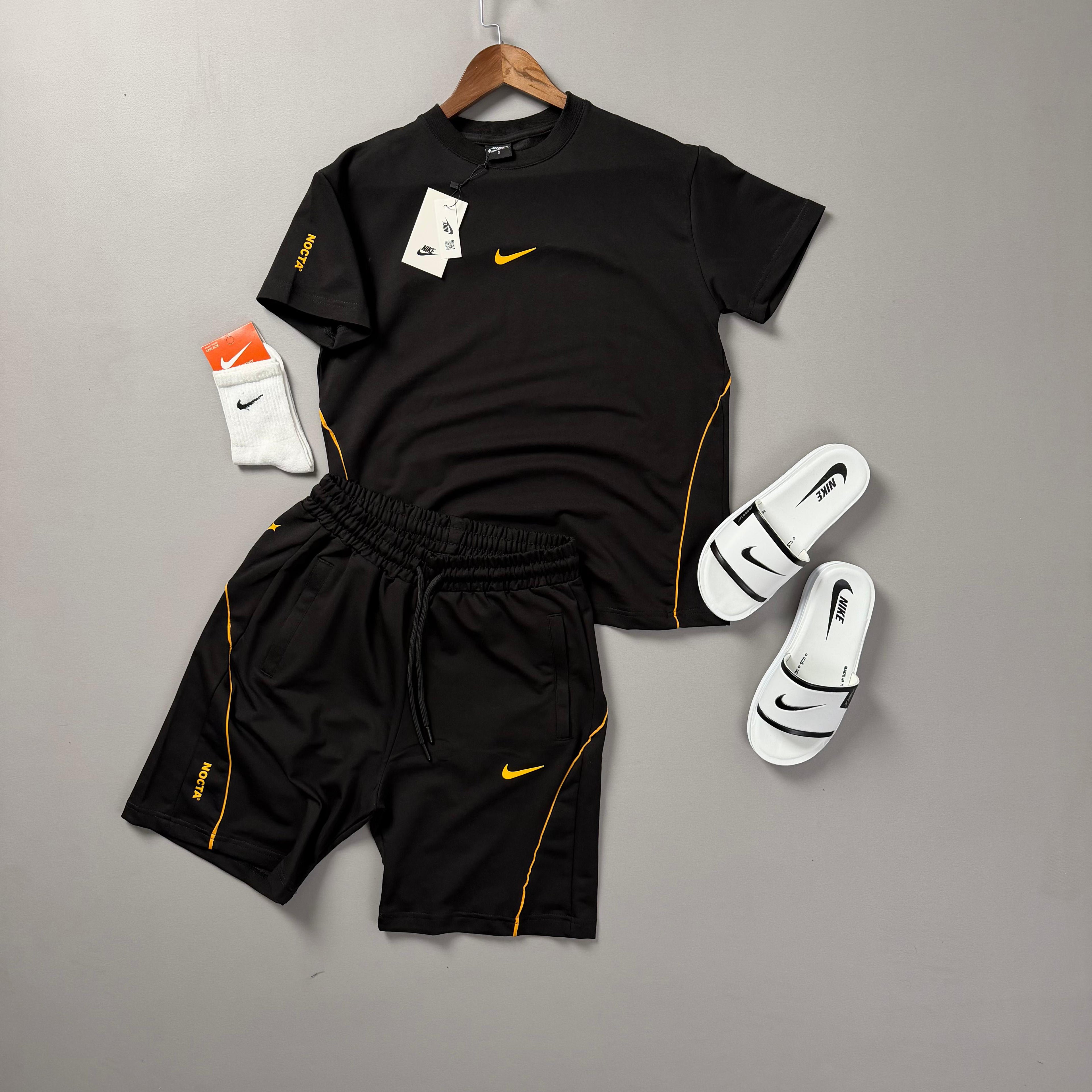 Şeritli Nike Terlikli Alt Üst Takım
