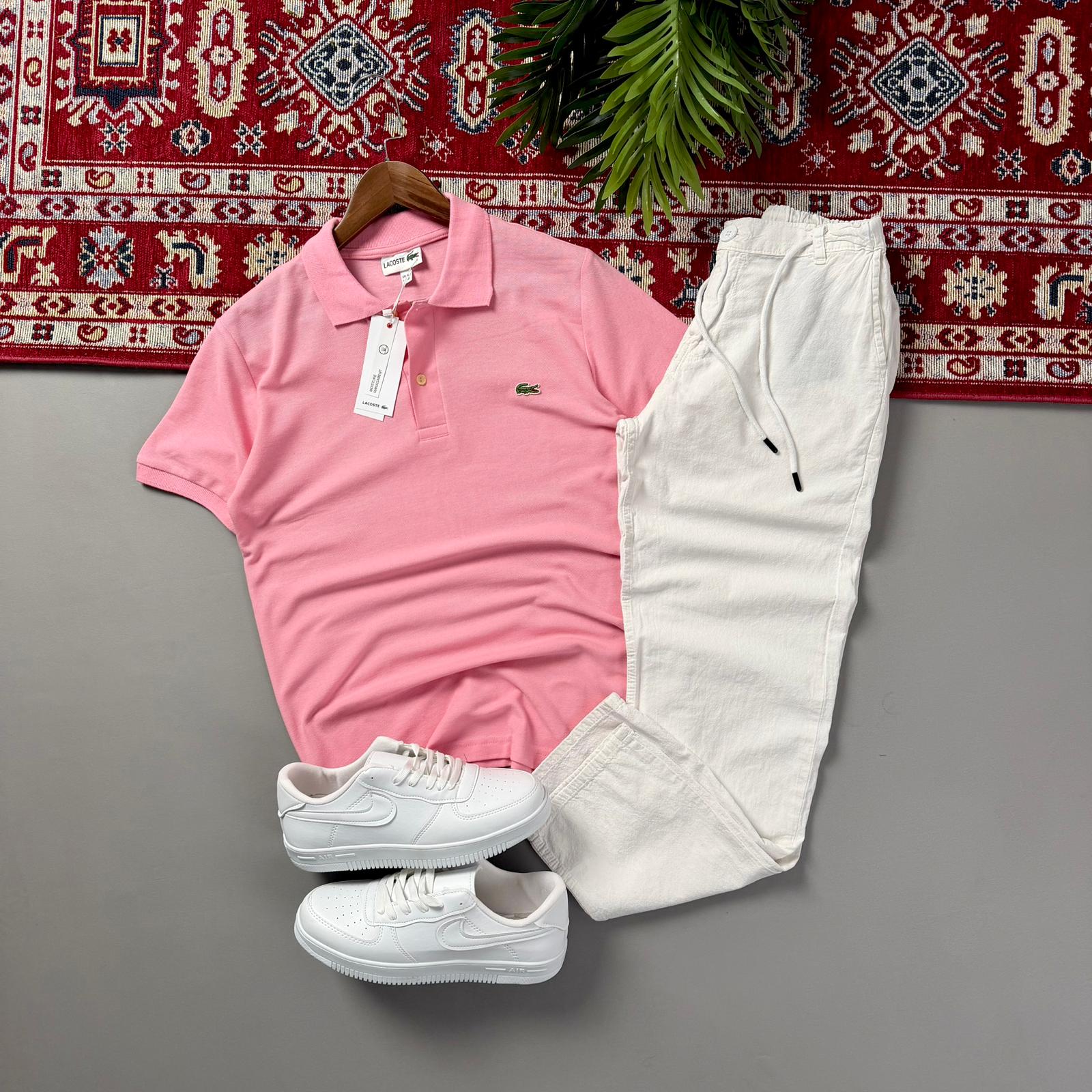 Pembe Lacoste Polo Yaka Beyaz Keten Pantolonlu Kombin