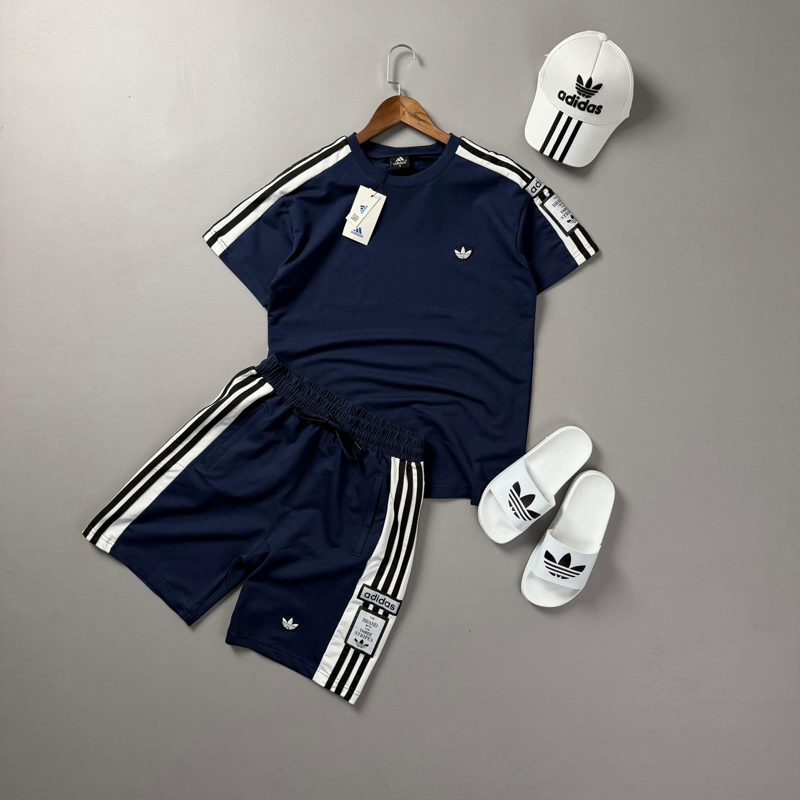 Adidas Kolları Şeritli Terlikli Takım