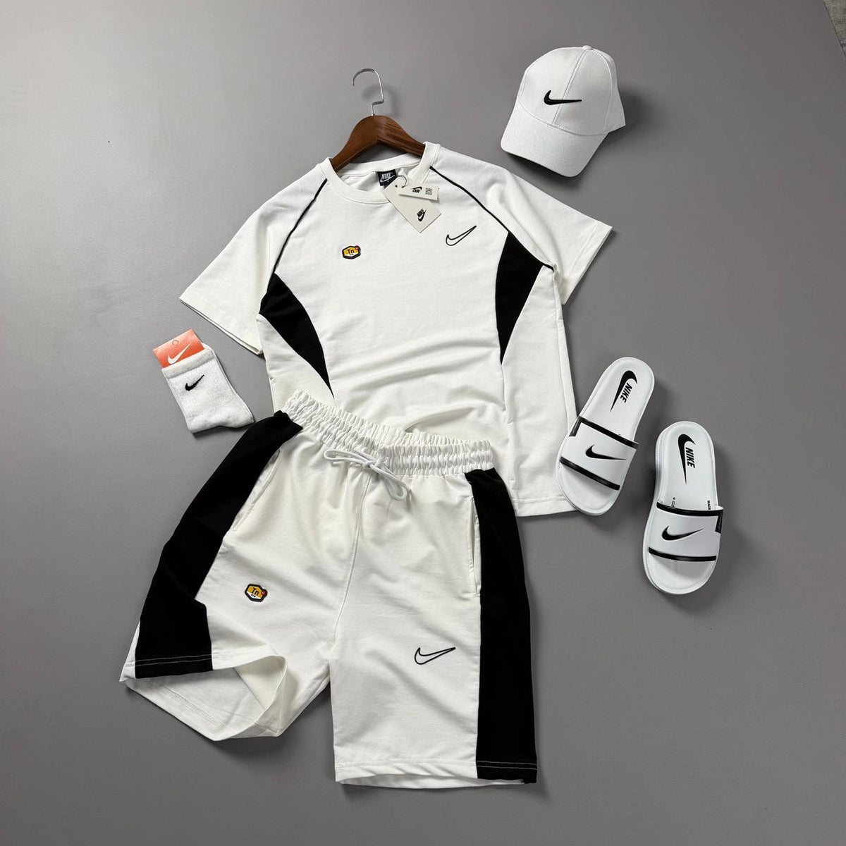 Nike Parçalı Terlikli Alt Üst Takım