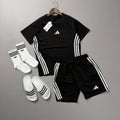 Yeni Sezon Çoraplı Siyah Adidas Kombin