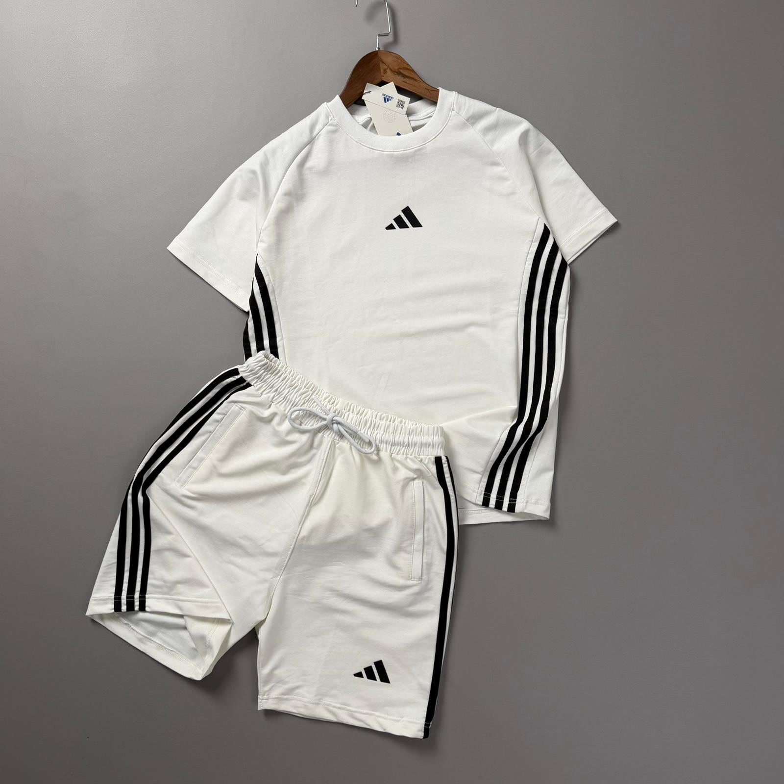 Adidas Önü Armalı Koları Çizgili Alt Üst Takım