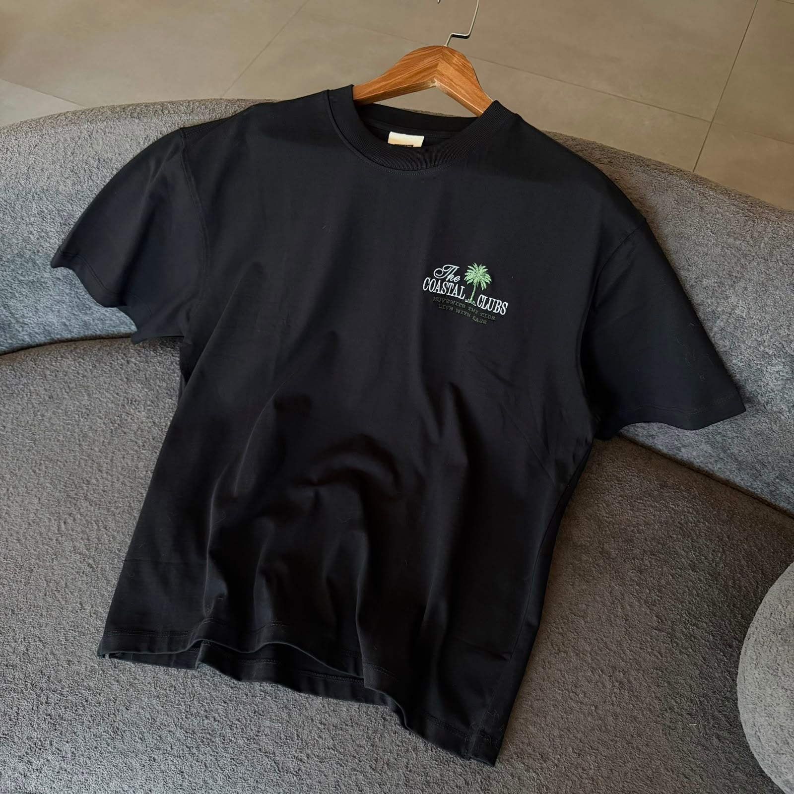 Oversize Baskılı Ve Nakışlı Siyah Tshirt