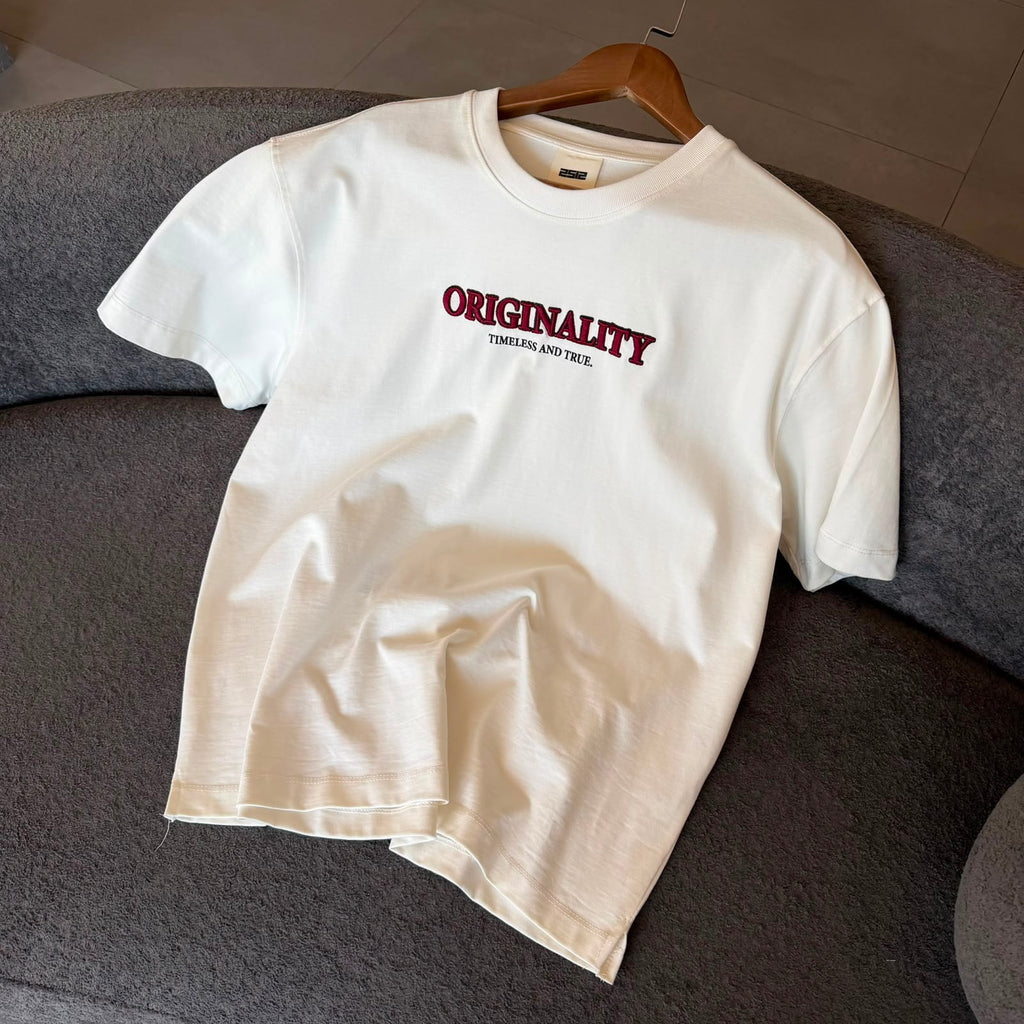 Oversize Baskılı Ve Nakışlı Beyaz Tshirt