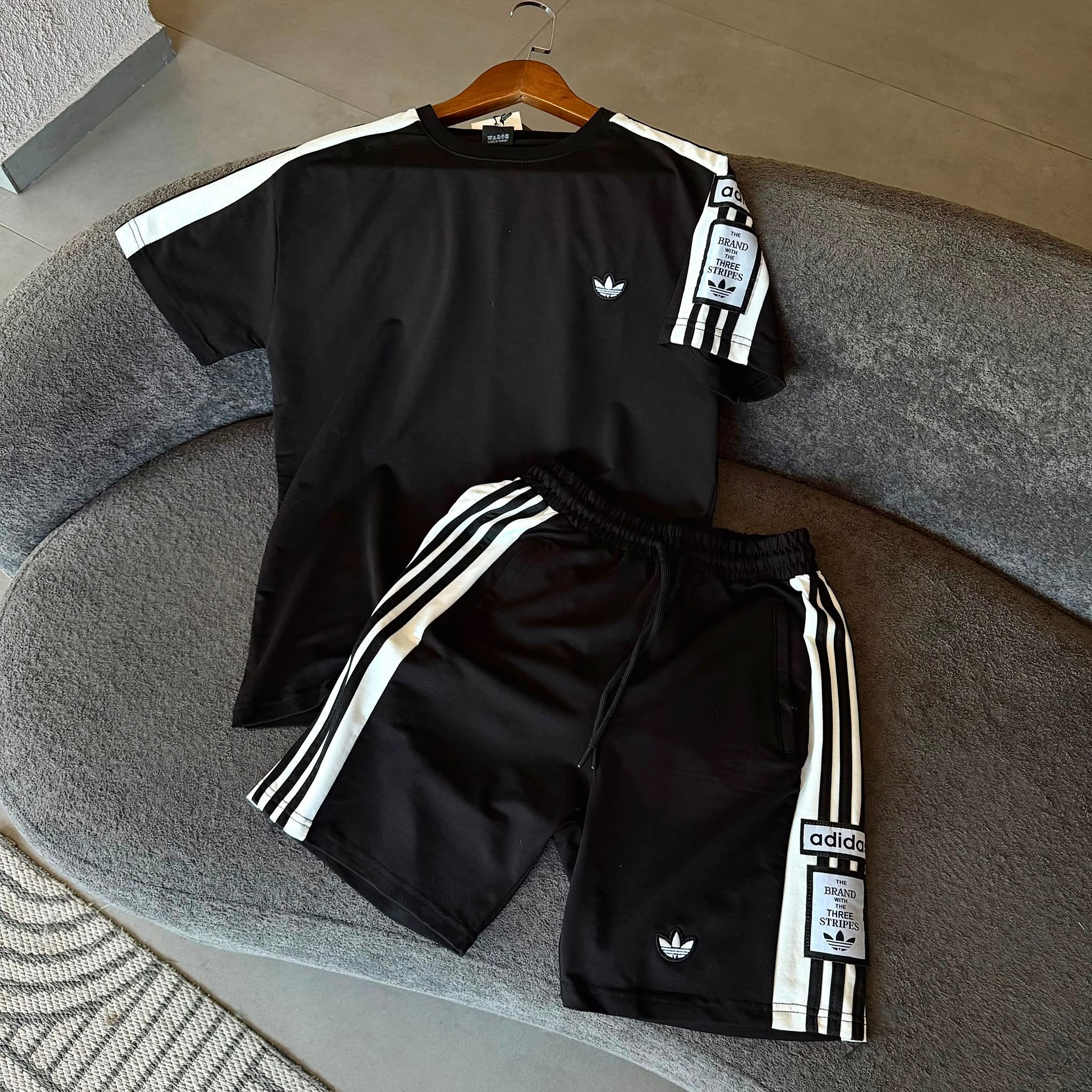 Adidas Üç Şerit Tişört & Şort Takım - Siyah