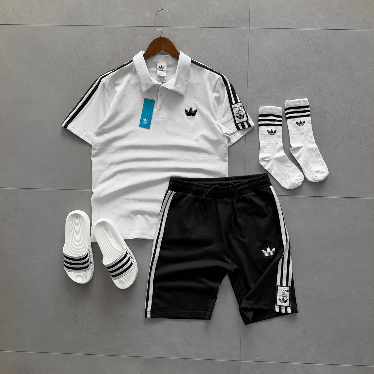 Adidas Nakışlı Alt Üst Terlikli Takım