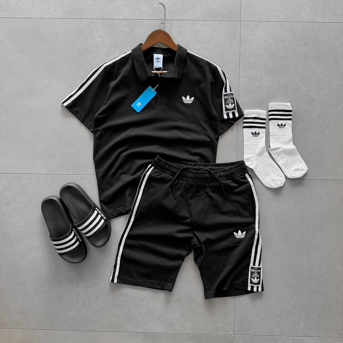 Adidas Nakışlı Alt Üst Terlikli Takım