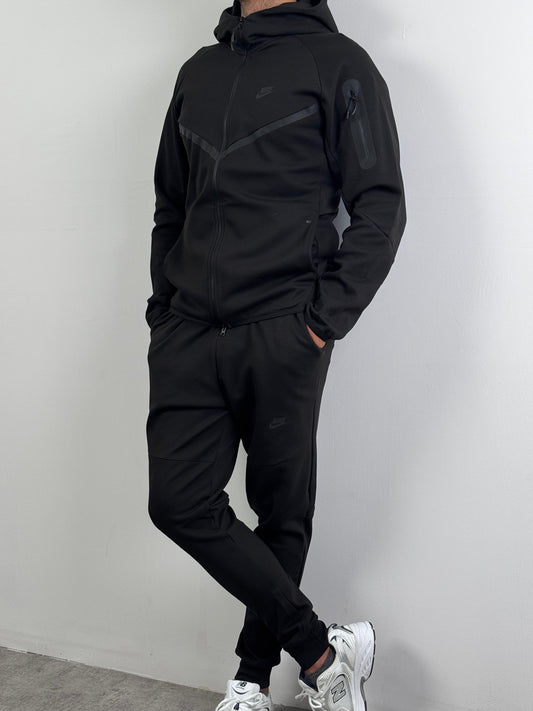 Nike Tech Fleece Siyah Premium Set