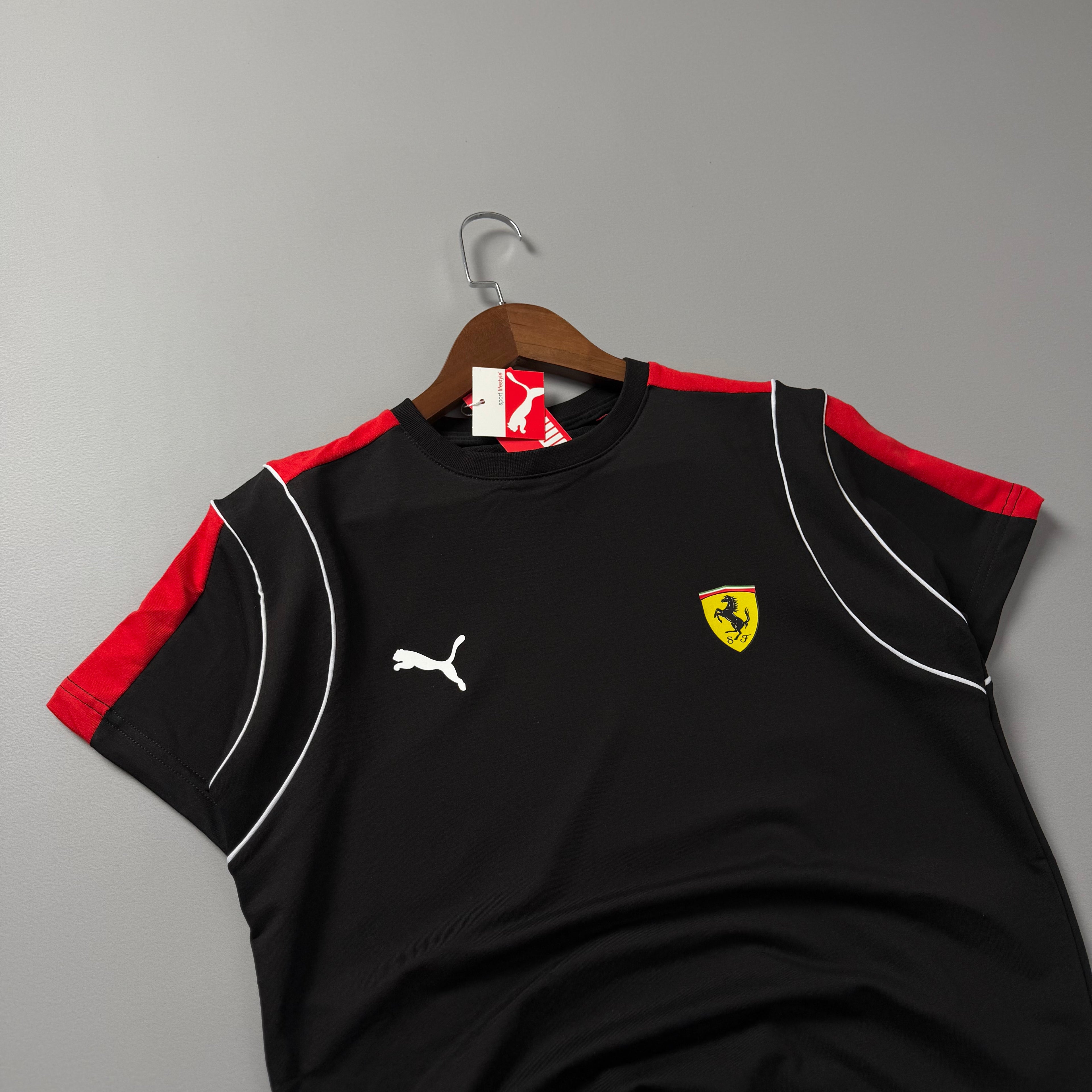 Kısa Kollu Armalı Çift Renk Siyah Tshirt