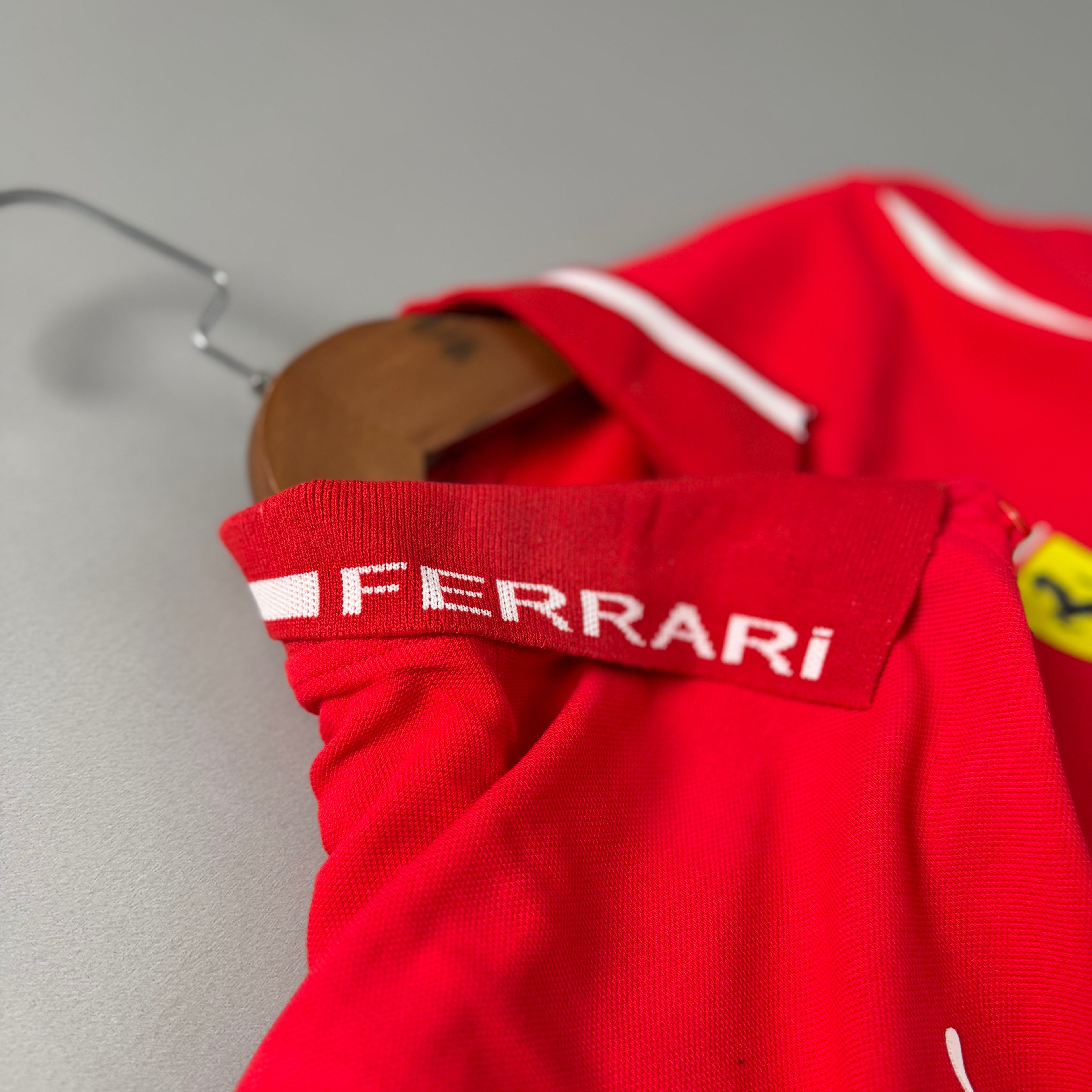 Ferrari Yazılı Kırmızı Beyaz Polo Yaka Tshirt