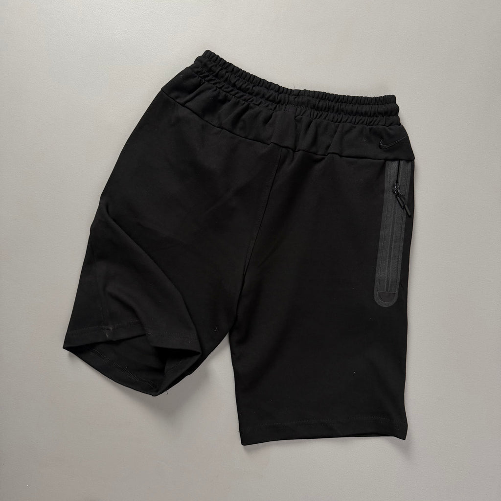 Nike Tech Siyah Şort