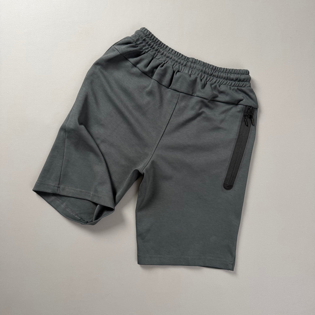 Nike Tech Antrasit Şort