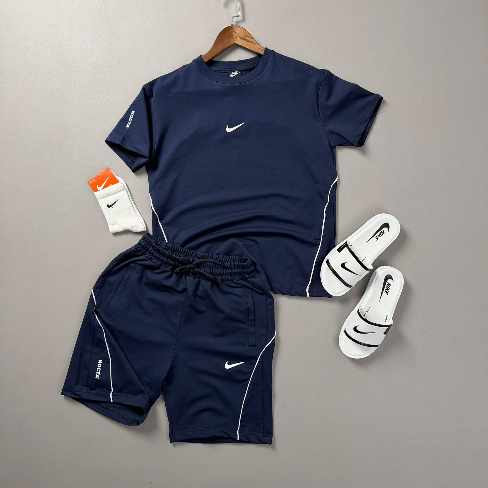 Şeritli Nike Terlikli Alt Üst Takım